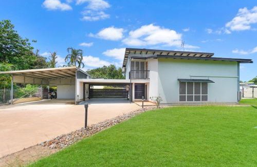 Nightcliff House | The Nightcliff Nook - Sunsets & Shops
