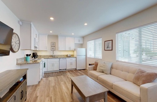 Mission Valley West Apartment | The Nook of Silver Terrace, near USD & Old Town.