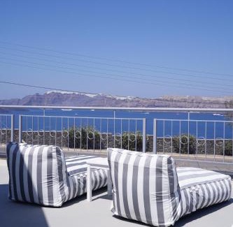 Akrotiri Hotel | The Noverian Bios Caldera Sunset Suites