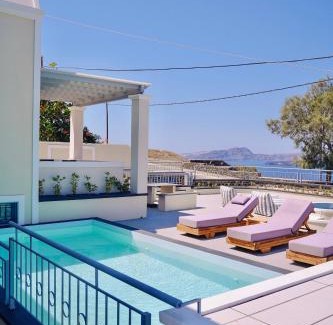 Akrotiri Hotel | The Noverian Bios Caldera Sunset Suites