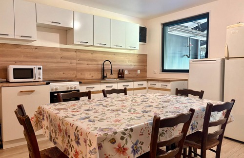 Saint-Pierre-d'Albigny Apartment | The Nursery - Parking Barbecue - 3 Bedrooms - 6 People