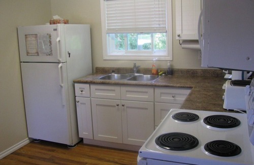 Isaacs Glen Cottage | The Oak Cottage At Shiloh Homes - Fenelon Falls, Ontario