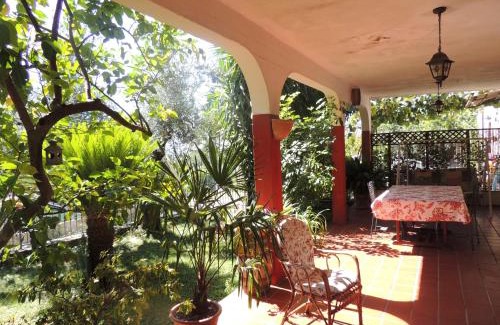 Spigno Saturnia Bed & Breakfast | The Oaks