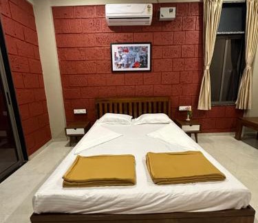Diveagar Hotel | The Oasis Resort