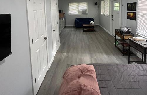 Sanford Apartment | The Oasis