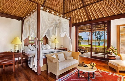 Sigar Penjalin Hotel | The Oberoi Beach Resort, Lombok