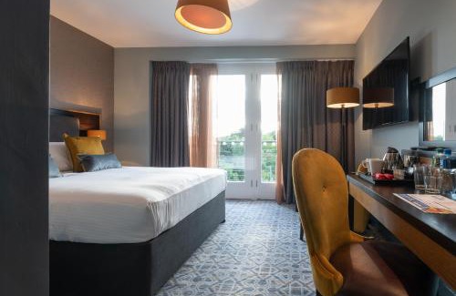 Swords Hotel | The Old Borough Hotel - Wetherspoon