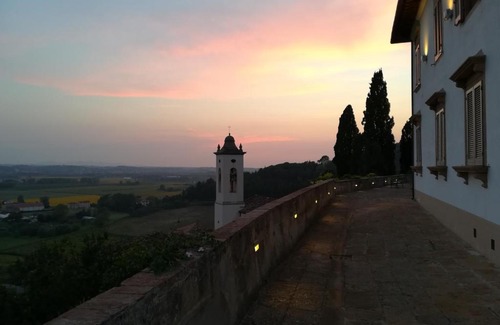 Palaia Apartment | The old castle Alica