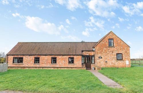 York House | The Old Combine Shed