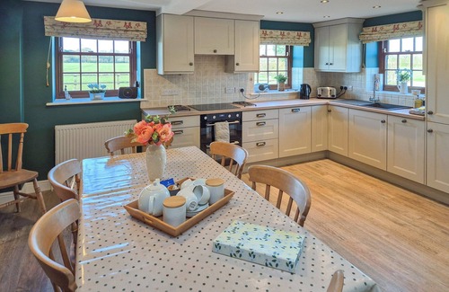 York Cottage | The Old Combine Shed