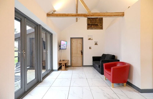 Hethel House | The Old Corn Store – Experience Rural Life in Norfolk