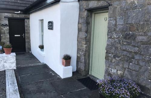 Doolin House | The Old Cottage