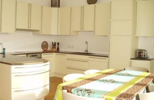 Talmont-sur-Gironde Apartment | The Old Customs House