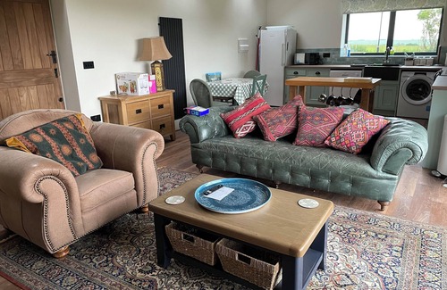 Graveley Cottage | The Old Dairy - a quiet, relaxing countryside retreat.