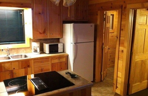 Murfreesboro Cabin | The Old Factory Getaway: Experience Life on the Little Missouri River