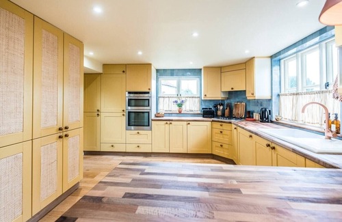 Saxmundham House | The Old Forge, Great Glemham