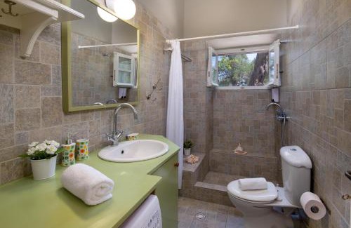 Paxos Apartment | The Old One by All About Paxos