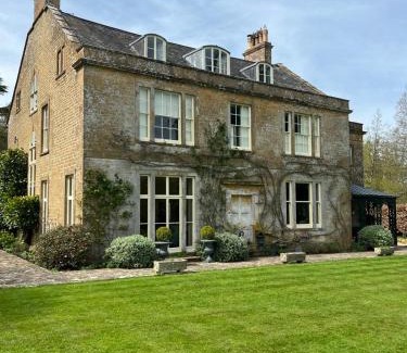 North Perrott Bed & Breakfast | The Old Rectory Somerset