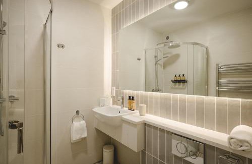 Donegal Apartment | The Old Schoolhouse - The Courtyard