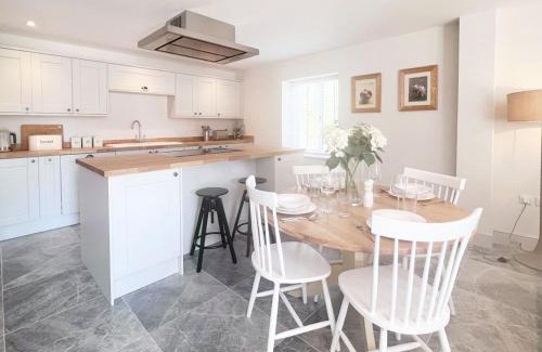 Winterslow House | The Old Stables 3 - Uk35690