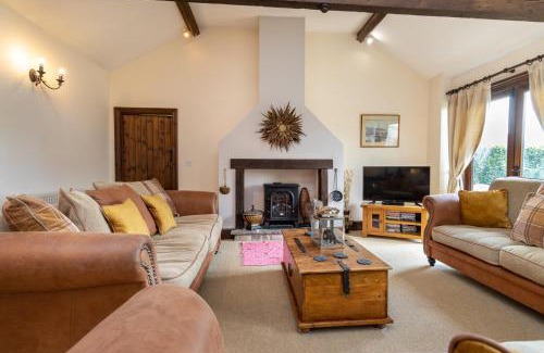 North Cadbury House | The Old Stables