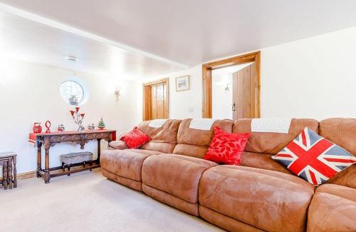 Amerton House | The Old Vicarage