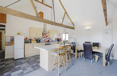 Downderry Cottage | The Old Wagon House, views over the fields and sea