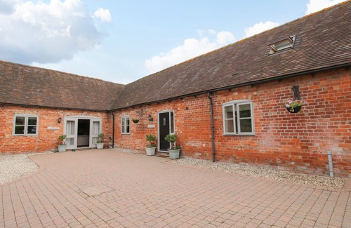 Acton Scott Cottage | THE OLDE COWSHED, pet friendly, character holiday cottage in Westhope