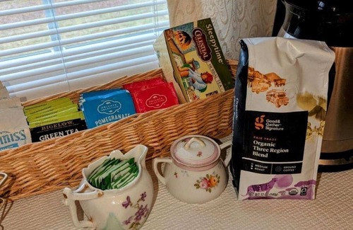 Abingdon Cottage | The Olde Springhouse cottage in downtown Abingdon