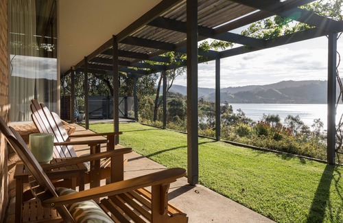 Bonnie Doon House | The Olive Grove, Lake Eildon