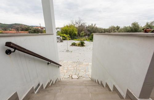 Koropi House | The Olive Home