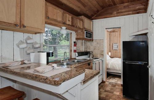 Centerville House | The Omni Cabin At Our Texas Ranch