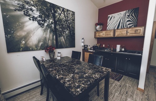 Crestone Apartment | The Open-Plan Penthouse