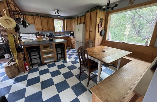 Keswick Ridge RV Rental | The Orchard Bell - Glamping in a Wild Orchard near Fredericton, NB!