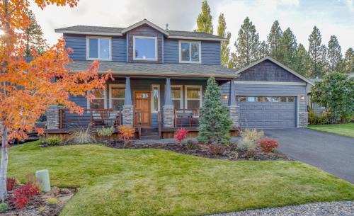 Westbrook Meadows House | The Osprey - Meredith Lodging