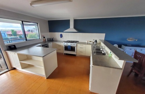 Lake Tyers Beach House | The Outlook at Lake Tyers Beach