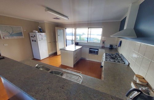 Lake Tyers Beach House | The Outlook at Lake Tyers Beach