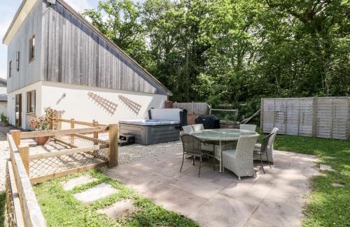 Fiddington House | The Outlook