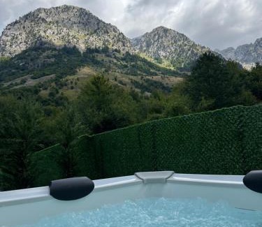 Boge Villa | The Overlook