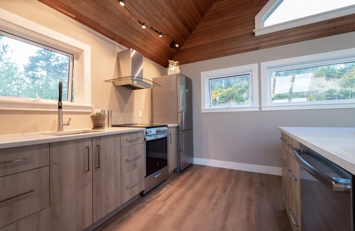 Otter Point House | The Owls Nest.