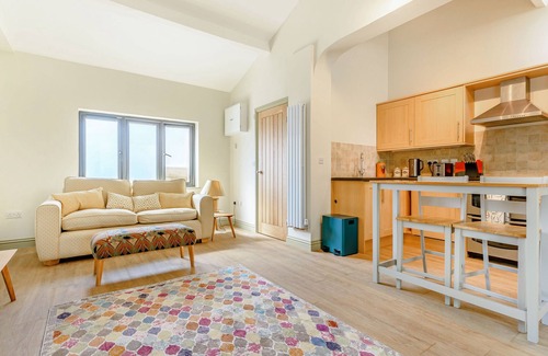 Shipston on Stour Cottage | THE PADDOCK, pet friendly, with a garden in Shipston-On-Stour