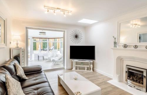 Pleasley House | The Paddocks