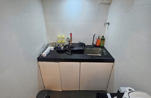 Pali Hill Apartment | The PaliHideaway- Hidden Gem in Pali Hill, Bandra