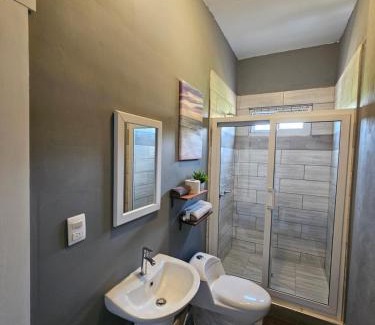 Omoa Villa | The Palm Beach Villas