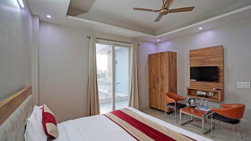 Gurugram House | The Palm Suites - Medicity