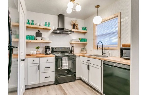 Norman House | The Palms - A Calm Haven in the Heart of Norman