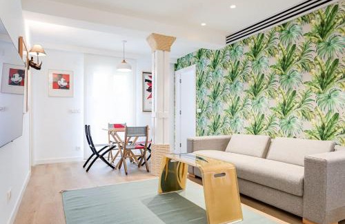 Old Town Apartment | The Palms new, ac, terrace, calm near Old Town