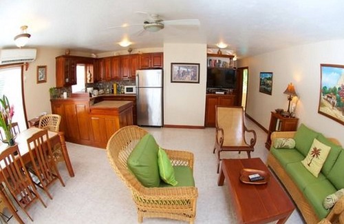 San Pedro Hotel | The Palms Oceanfront Suites
