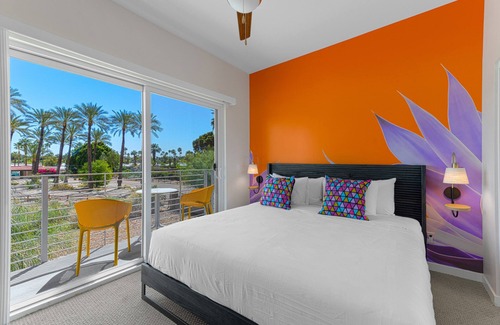 Cathedral City Hotel | The Paloma Resort