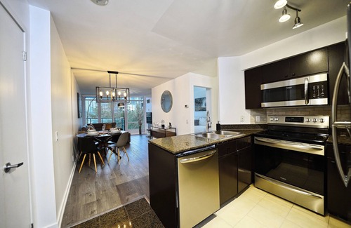 Downtown Toronto Cabin | The Pantages Suites